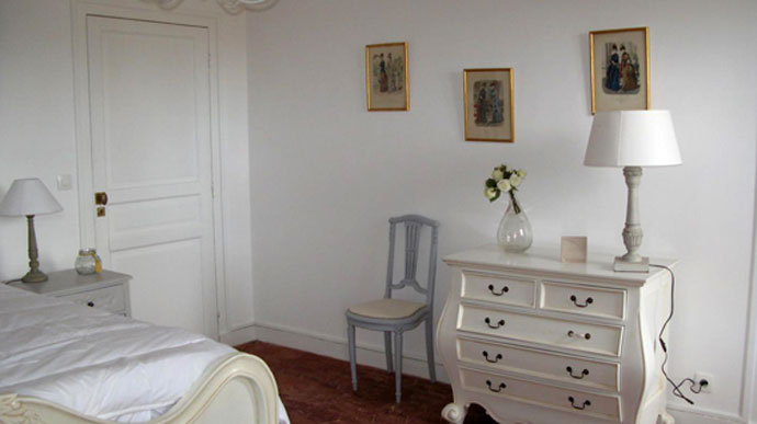 Domaine du Ru - Holiday Home to Rent Seine et Marne, Paris, France